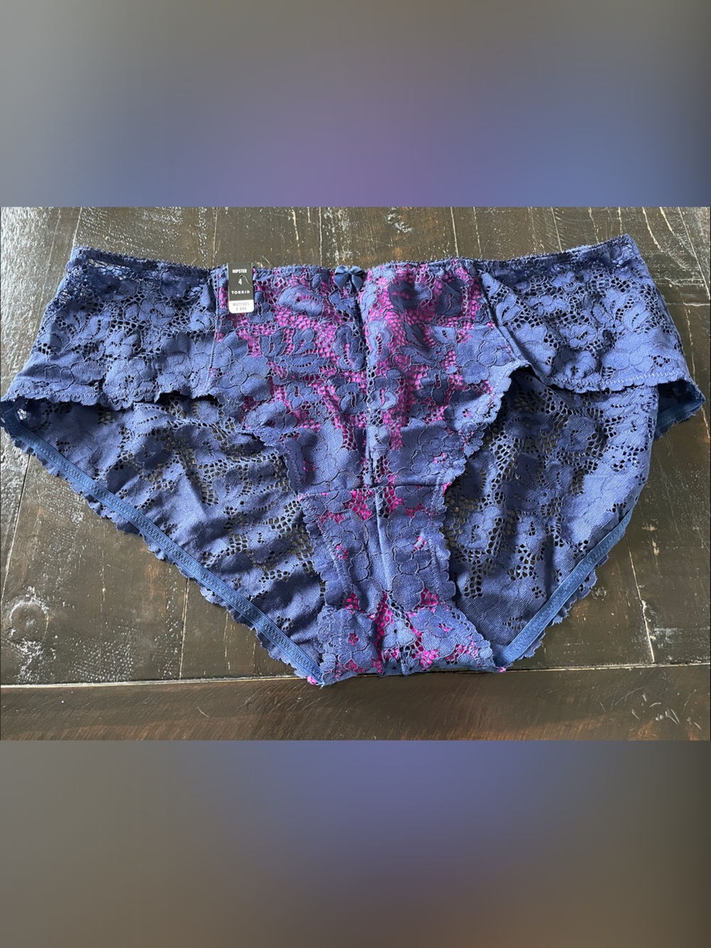 NWT- Torrid- Navy and magenta  Lace Hipster Panty - 4x